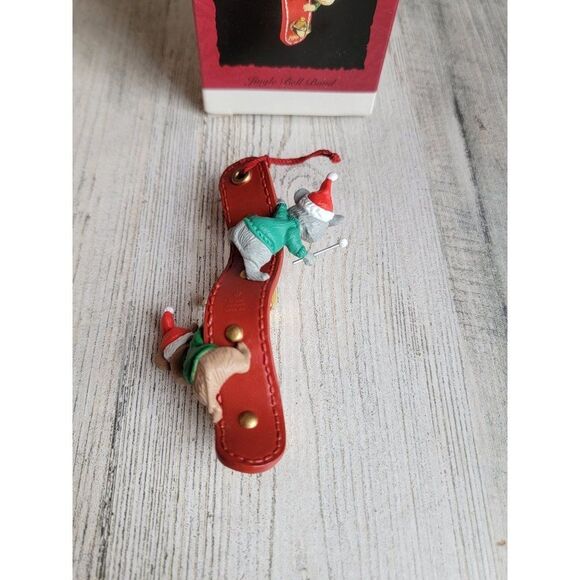 Hallmark 1994 Jingle Bell band ornament Xmas - Picture 5 of 5